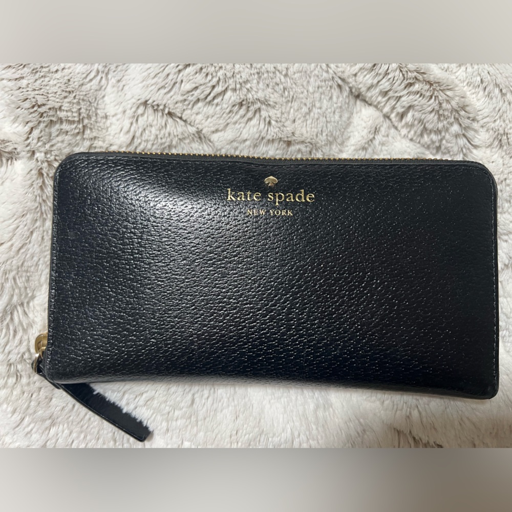Preloved Kate Spade wallet